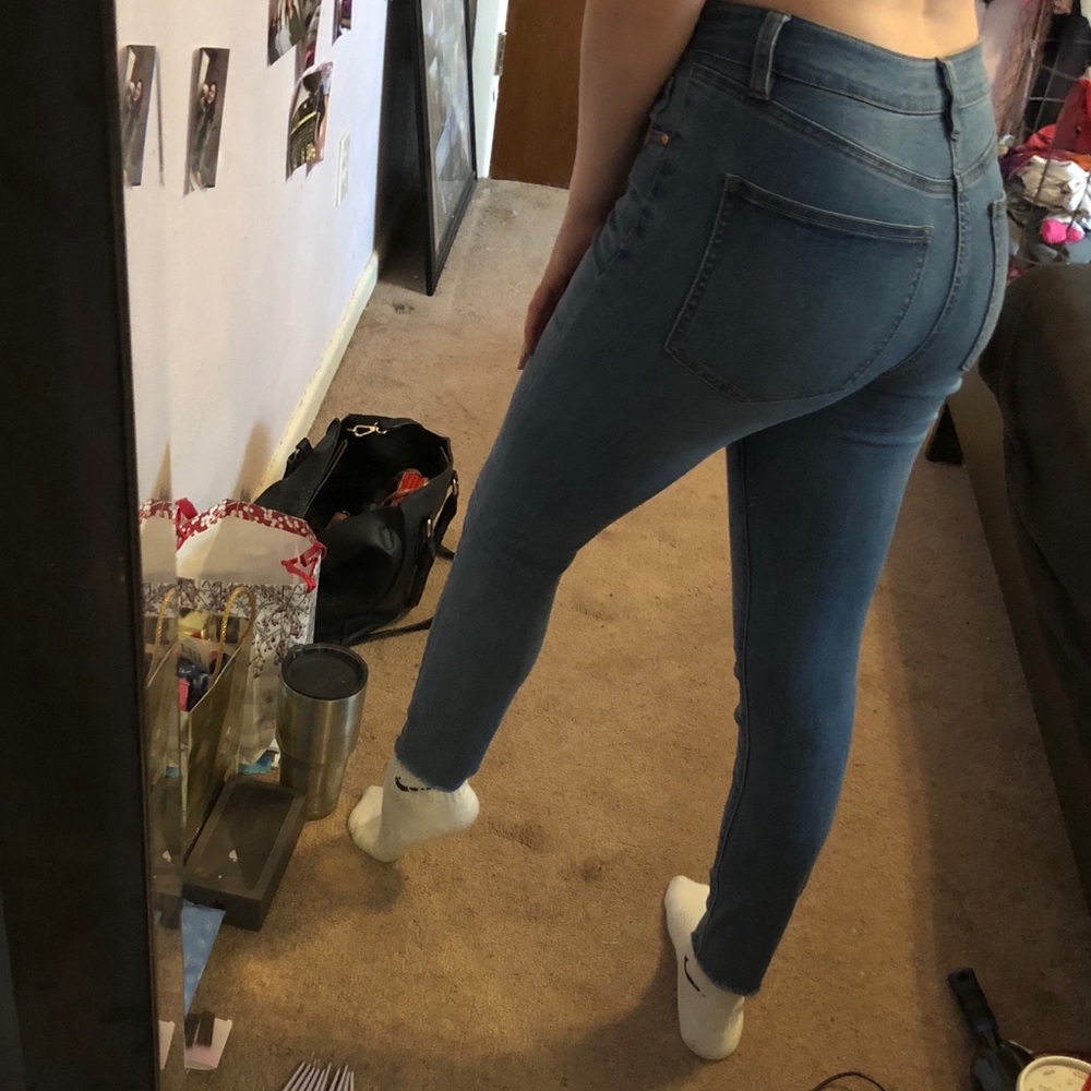 High waisted jeans